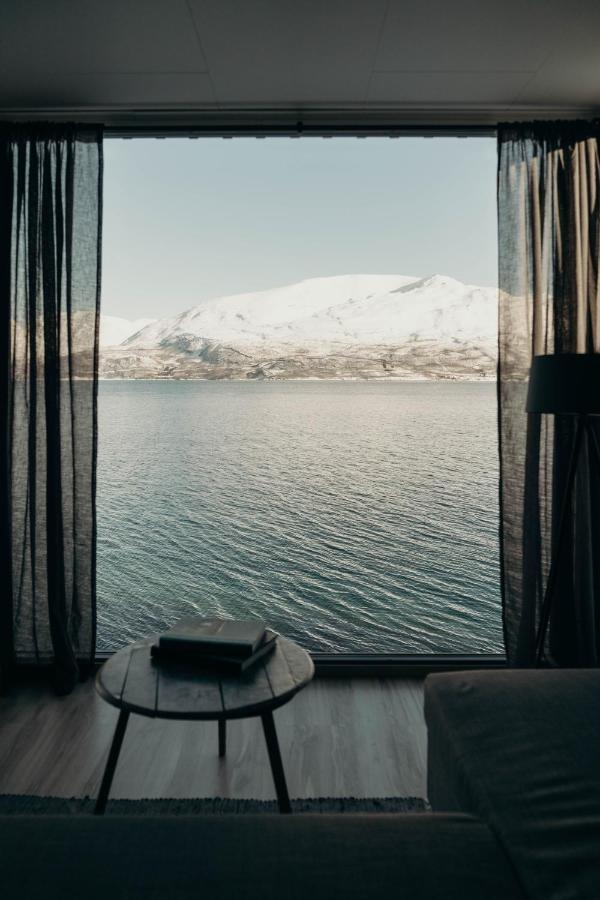 Aurora Fjord Cabins Lyngseidet Extérieur photo